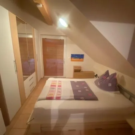 Faaakersee Seahouse Mit Privat Strand Apartment *