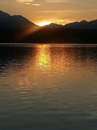 Apartment Faaakersee Seahouse Mit Privat Strand *